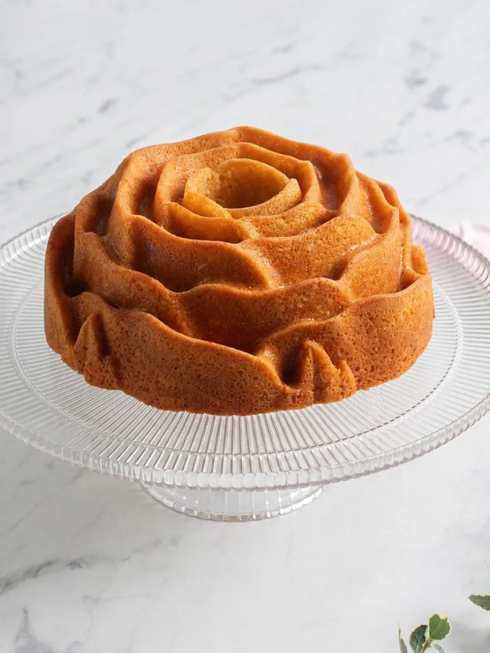Nordic Ware Rose Bundt Pan Black 10 Cup Cast Aluminum Nonstick Made in USA